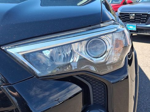 Used 2016 Toyota 4Runner Trail Premium w/ Four Season Floor Mat Package image 9