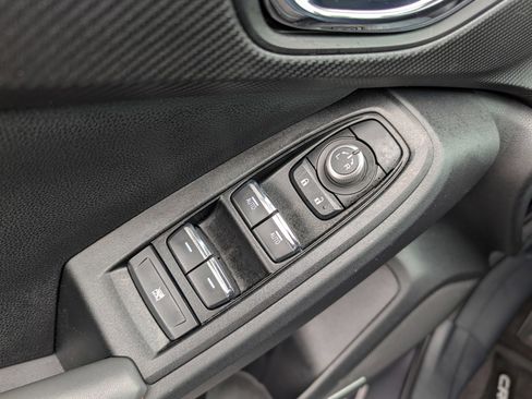 Used 2025 Subaru Crosstrek 2.5i Limited w/ Popular Package #3A image 20