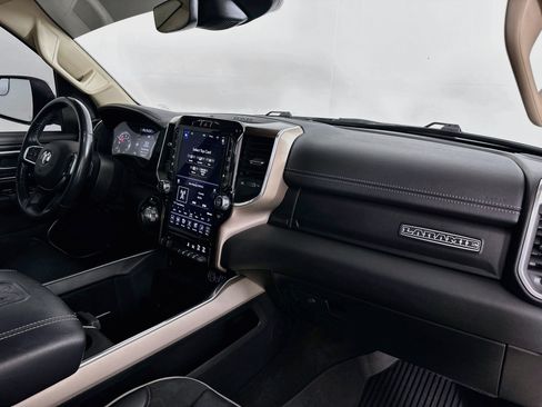 Used 2021 RAM 1500 Laramie AWD/4WD image 33