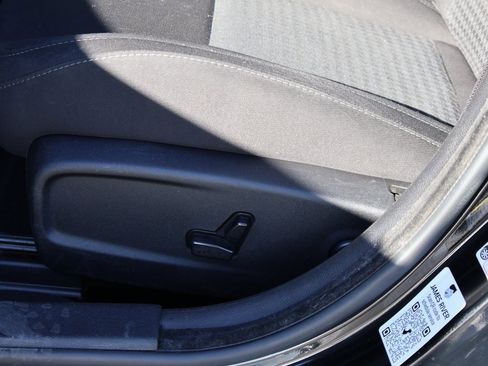 Used 2023 Dodge Charger GT w/ Blacktop Package image 23