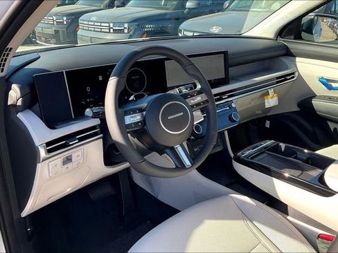 New 2025 Hyundai Tucson SEL image 6