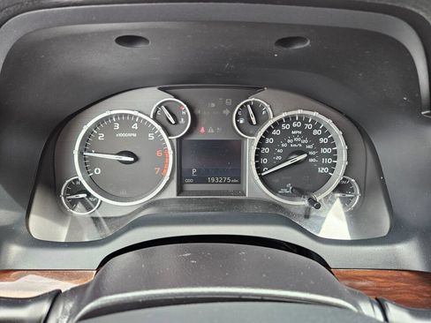 Used 2014 Toyota Tundra Limited w/ Limited Premium Package AWD/4WD image 21