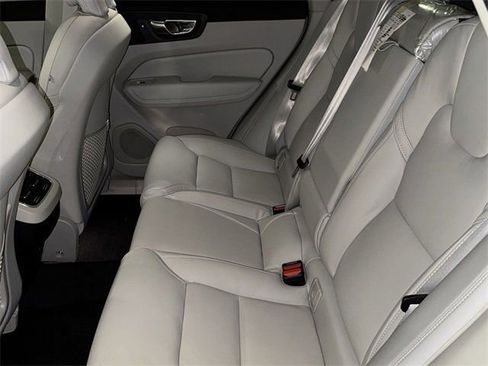 New 2025 Volvo XC60 B5 Ultra w/ Protection Package Premier image 22