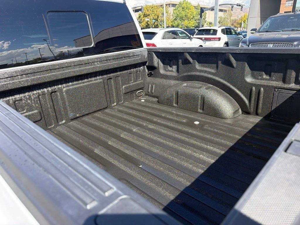 Used 2024 Ford F150 Raptor AWD/4WD image 9