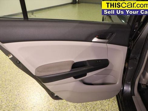 Used 2011 Honda Accord LX-P image 26