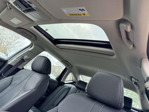 Used 2025 Acura TLX w/ Technology Package image 21