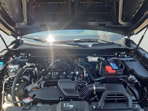 Used 2024 Honda CR-V EX-L image 34