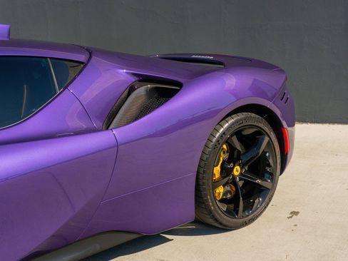 Used 2022 Ferrari SF90 Stradale image 24