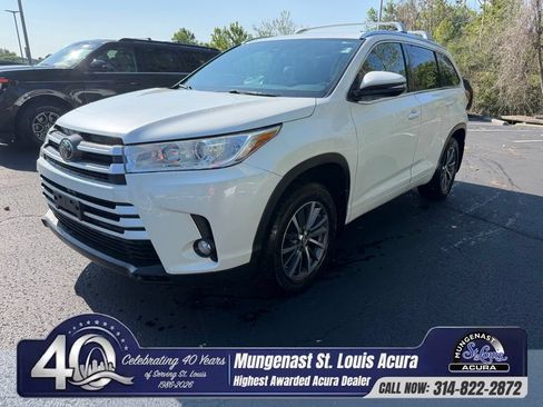 Used 2018 Toyota Highlander XLE AWD/4WD image 1