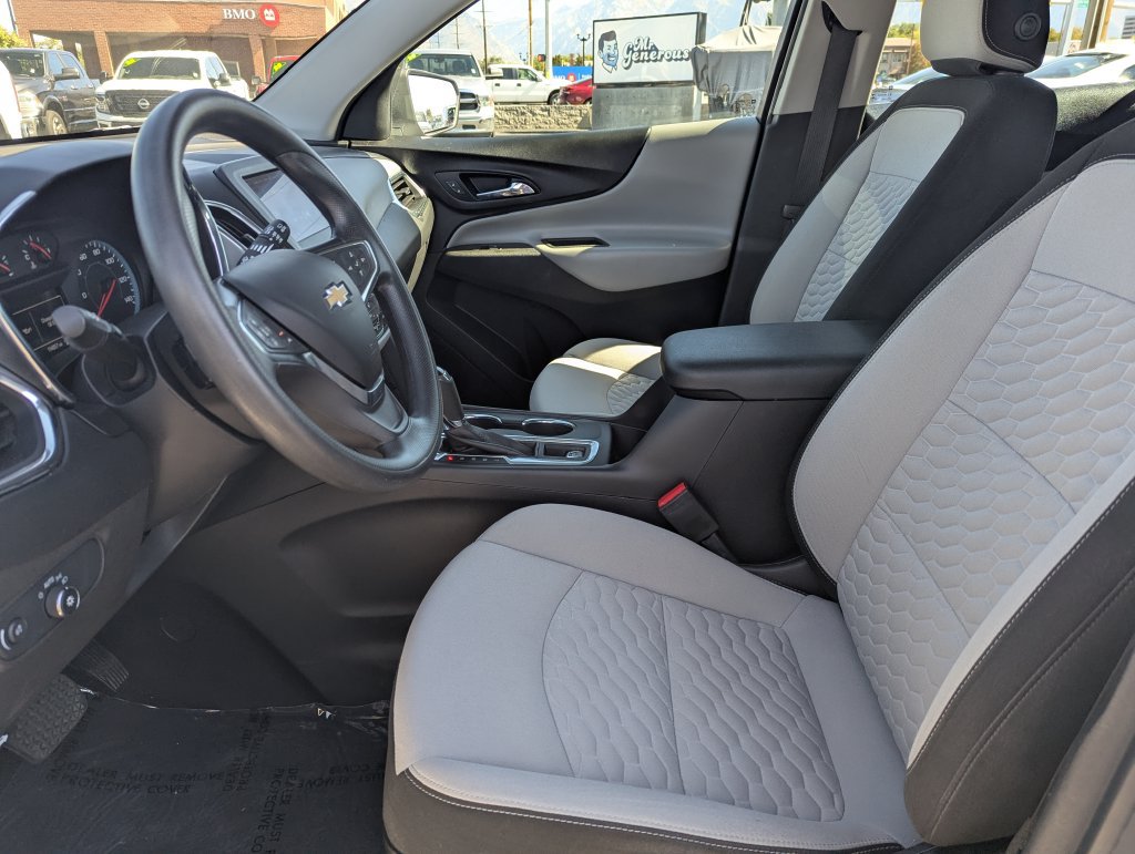 Used 2021 Chevrolet Equinox LS AWD/4WD image 23