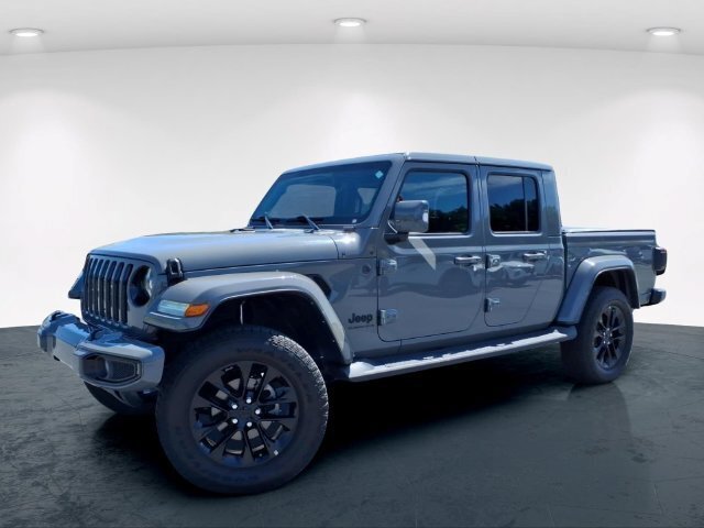 Used 2023 Jeep Gladiator Overland AWD/4WD image 2