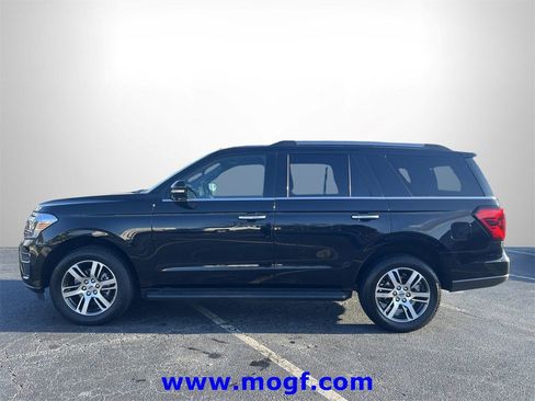 Used 2024 Ford Expedition Limited image 29