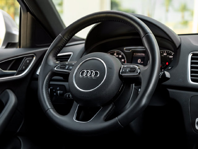 Used 2018 Audi Q3 2.0T Premium w/ Convenience Package FWD image 40