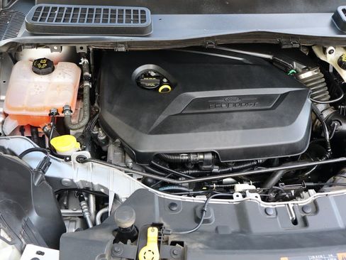 Used 2014 Ford Escape SE image 39