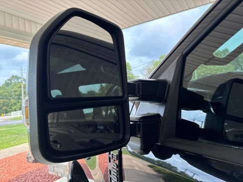 Used 2024 Ford F250 Lariat w/ Tremor Off-Road Package AWD/4WD image 38