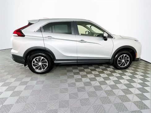 Used 2024 Mitsubishi Eclipse Cross ES image 10