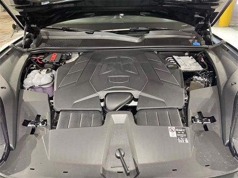 New 2026 Porsche Cayenne Coupe image 24