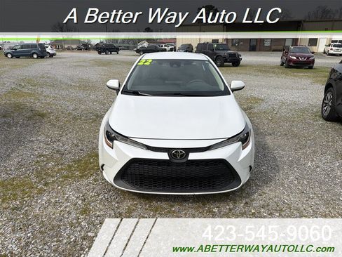Used 2022 Toyota Corolla LE w/ Carpet Mat Package (TMS) FWD image 12