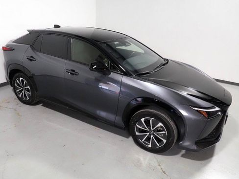 Used 2024 Lexus RZ 300e Premium w/ Accessory Package (Z1) image 12