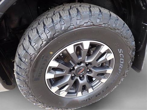 Used 2021 Nissan Titan PRO-4X AWD/4WD image 7