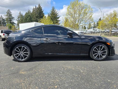 Used 2016 Scion FR-S RWD image 6