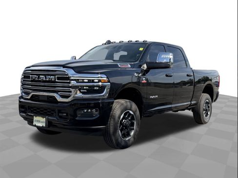 Used 2025 RAM 2500 Laramie AWD/4WD image 1