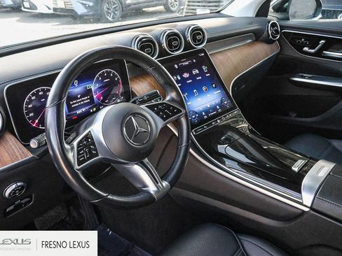 Used 2023 Mercedes-Benz GLC 300 image 19