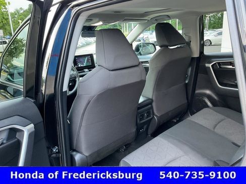 Used 2024 Toyota RAV4 XLE w/ Convenience Package AWD/4WD image 27