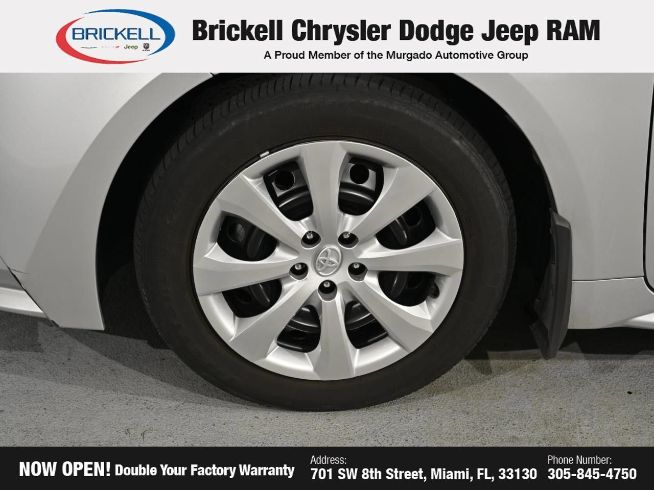 Used 2025 Toyota Corolla LE FWD image 35