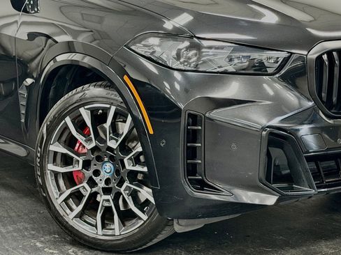 Used 2024 BMW X5 xDrive50e w/ Executive Package AWD/4WD image 4