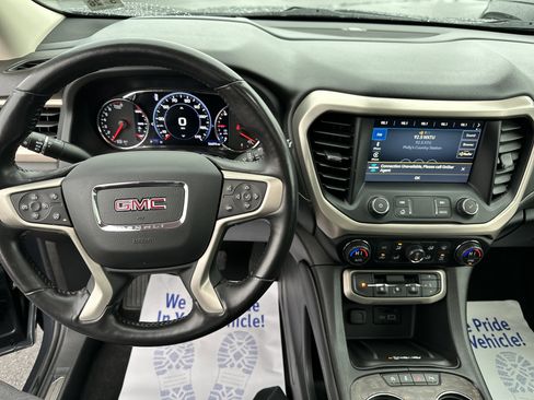 Used 2021 GMC Acadia Denali image 27