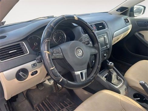 Used 2012 Volkswagen Jetta TDI image 8
