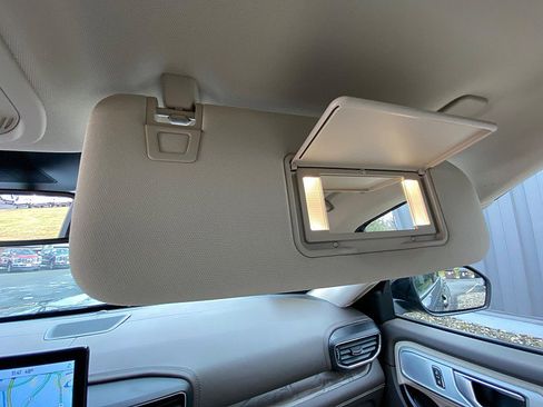 Certified 2021 Ford Explorer Platinum w/ Equipment Group 601A image 65