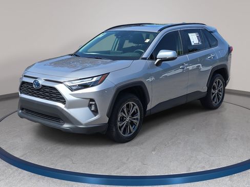 Used 2024 Toyota RAV4 XLE Premium w/ Weather Package AWD/4WD image 1
