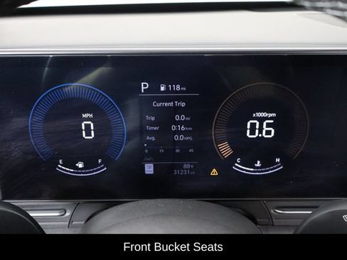 Used 2024 Hyundai Kona SEL AWD/4WD image 11