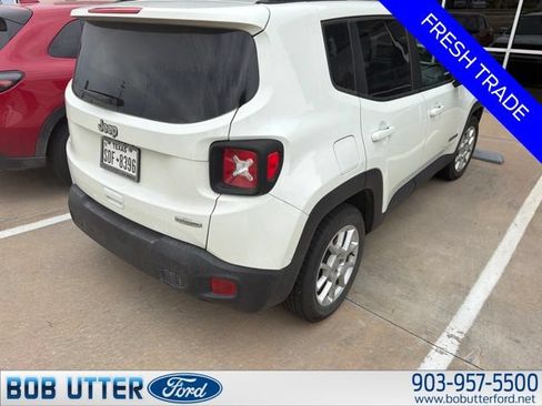 Used 2021 Jeep Renegade Latitude FWD image 5