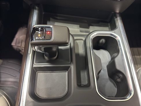 Used 2022 GMC Sierra 1500 SLT w/ SLT Convenience Package image 37