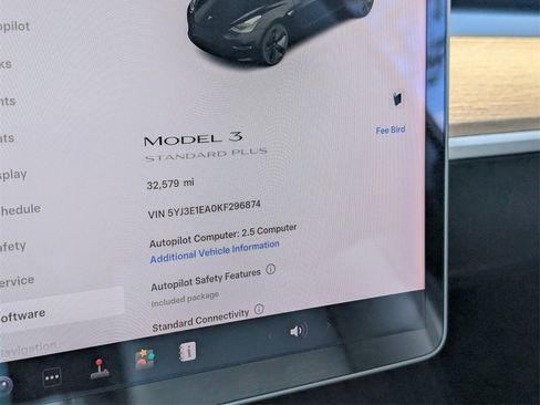 Used 2019 Tesla Model 3 Standard Range Plus image 21