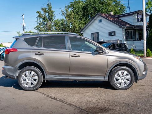 Used 2014 Toyota RAV4 LE FWD image 5