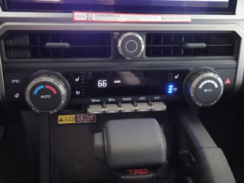 New 2026 Toyota 4Runner TRD Off-Road Premium AWD/4WD image 17