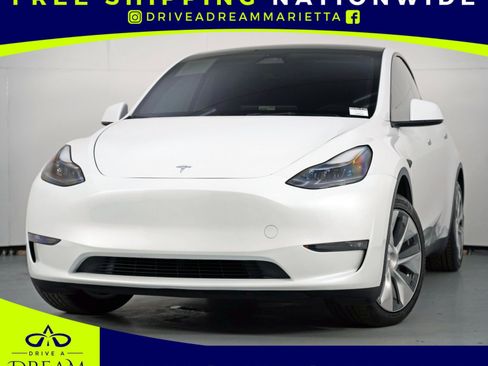 Used 2024 Tesla Model Y Long Range image 1