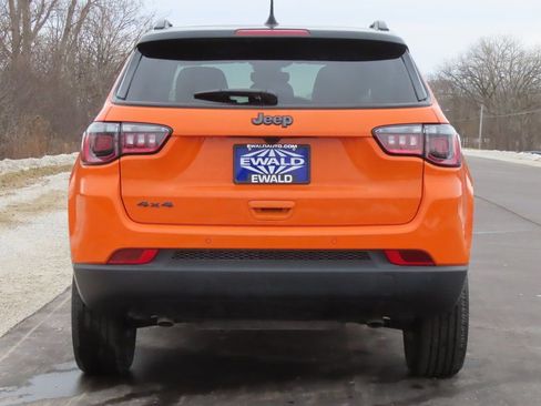 New 2026 Jeep Compass Limited AWD/4WD image 17