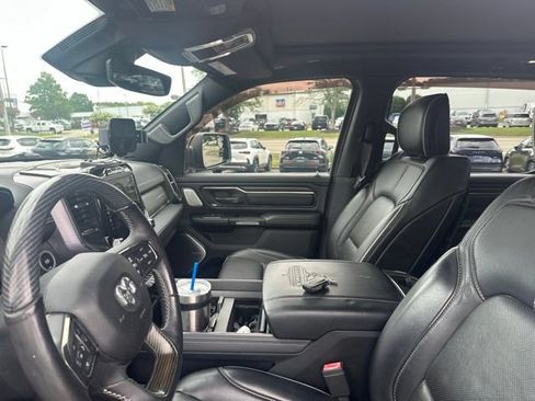 Used 2019 RAM 1500 Limited AWD/4WD image 2