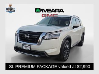 Used 2024 Nissan Pathfinder SL w/ SL Premium Package 360° Tour