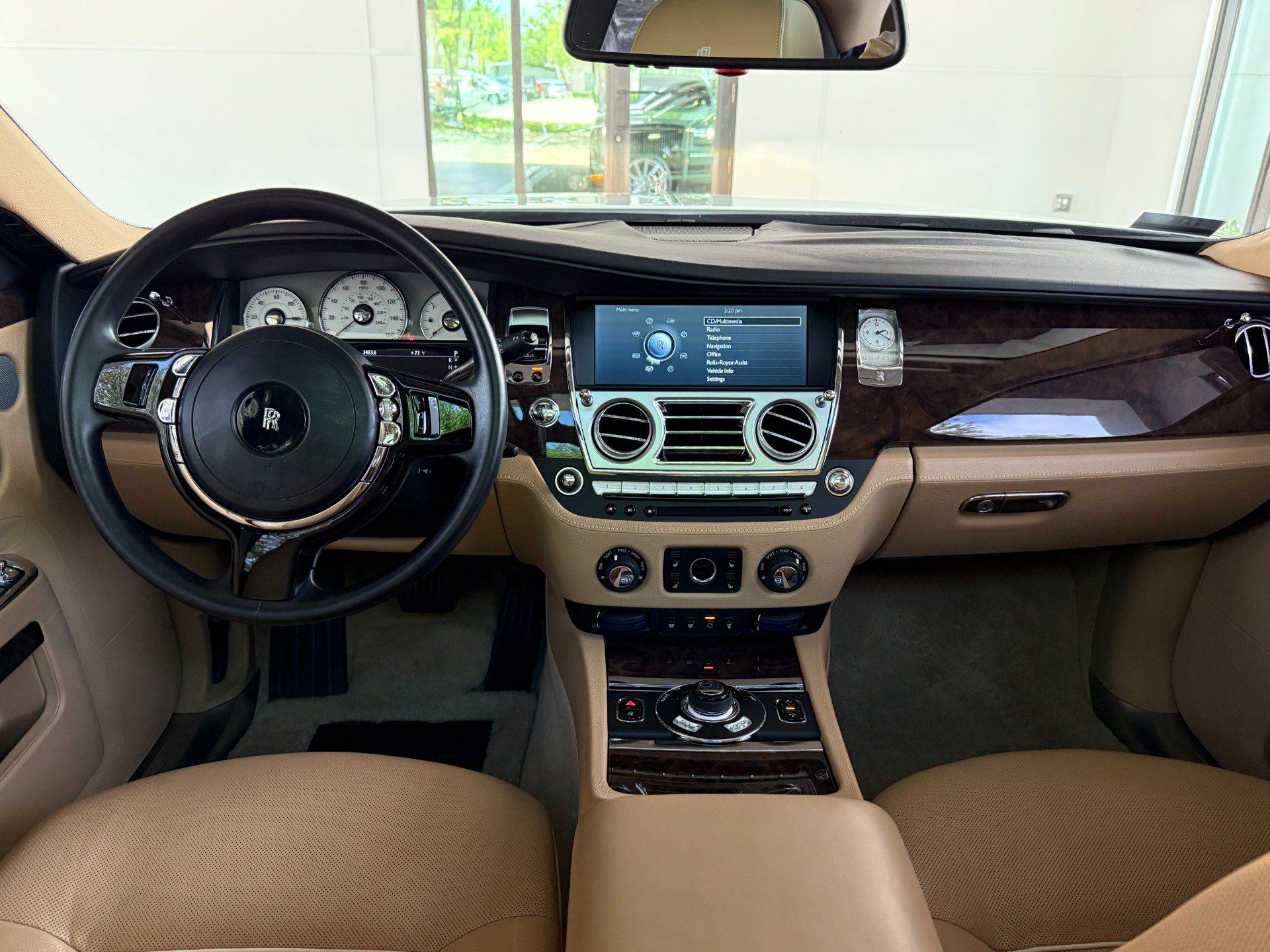 Used 2011 Rolls-Royce Ghost RWD image 34