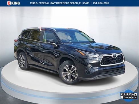 Used 2023 Toyota Highlander XLE image 1