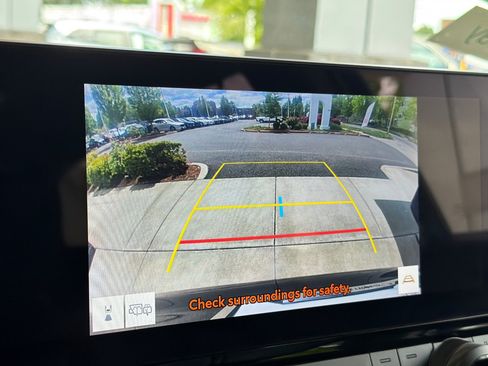 Certified 2025 Toyota Grand Highlander AWD image 19