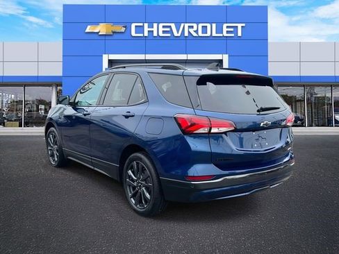 Certified 2022 Chevrolet Equinox RS image 5