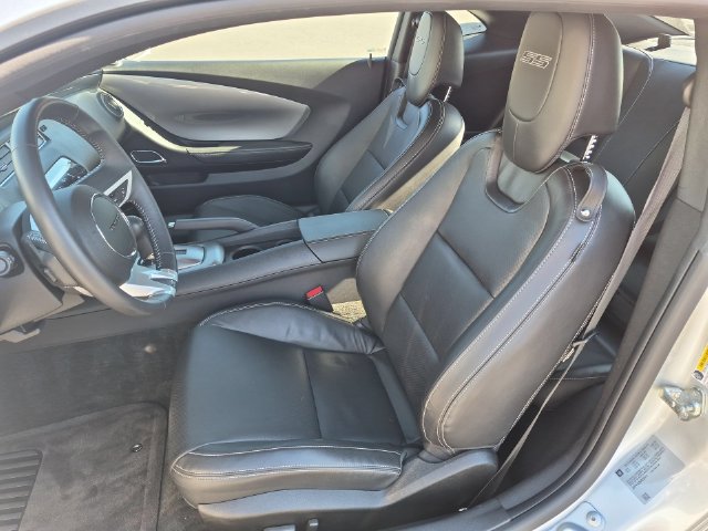 Used 2010 Chevrolet Camaro SS w/ RS Package RWD image 19