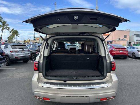 Used 2023 INFINITI QX80 Premium Select w/ Cargo Package AWD/4WD image 19